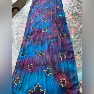 Artisan Multicolor  maple Leaf Pattern 100% silk Scarf